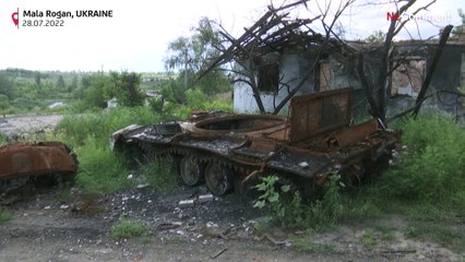 Près de Kharkiv, des Ukrainiens commencent une difficile reconstruction