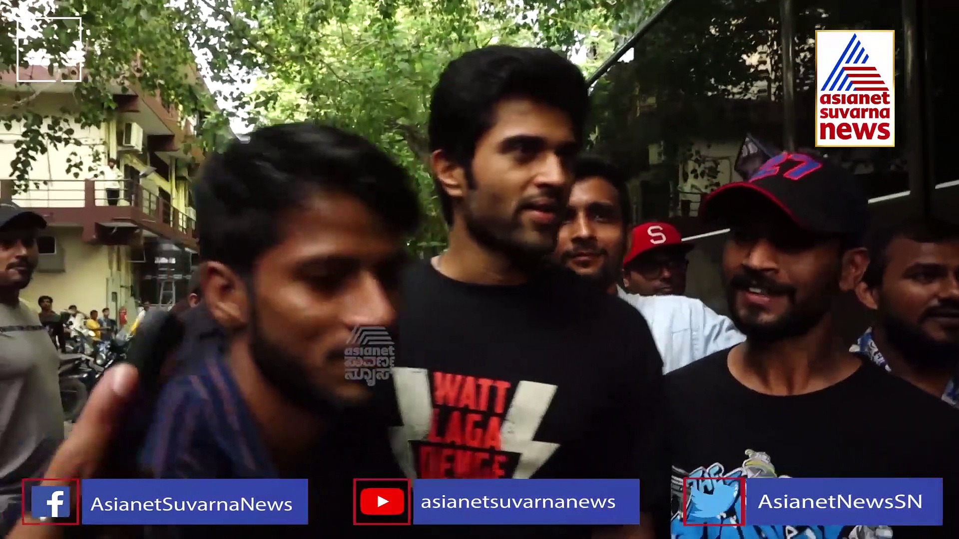 ಟ್ರೋಲ್ ಆದ್ರೂ ವಿಜಯ್ ದೇವರಕೊಂಡ ಪದೇ ಪದೇ ಚಪ್ಪಲಿ ಧರಿಸೋದು ಯಾಕೆ?