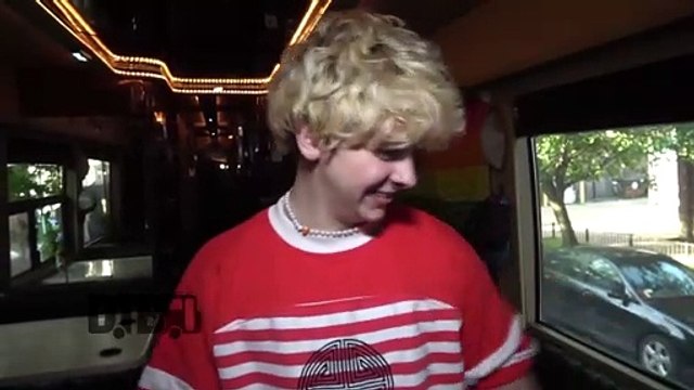 Noahfinnce - BUS INVADERS Ep. 1658