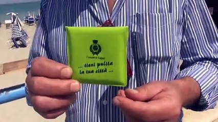 Il sindaco di Capaci: "Così sono spariti i mozziconi dalla spiaggia". Ed ecco il posacenere tascabile