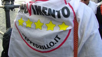 L'anno zero di Grillo: "Zombie contro il M5s ma vinceremo"