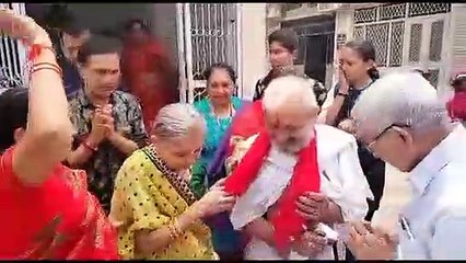 पत्नी व समाज ने नम आंखों से दी दीक्षार्थी हुमड़ को विदाई