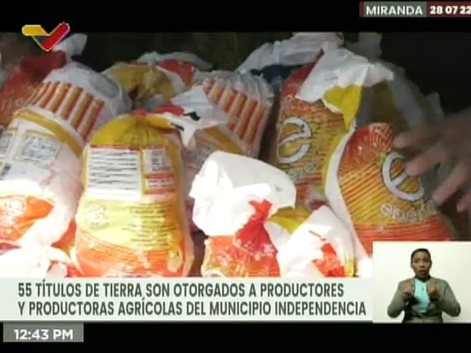 Miranda | Entregan 55 títulos de propiedad de tierras urbanas en el municipio Independencia