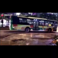 Sürücülerin görünmeyen çukurla zorlu imtihanı!