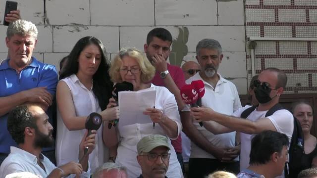 Cemevlerine Yapılan Saldırılar İstanbul'da da Protesto Edildi