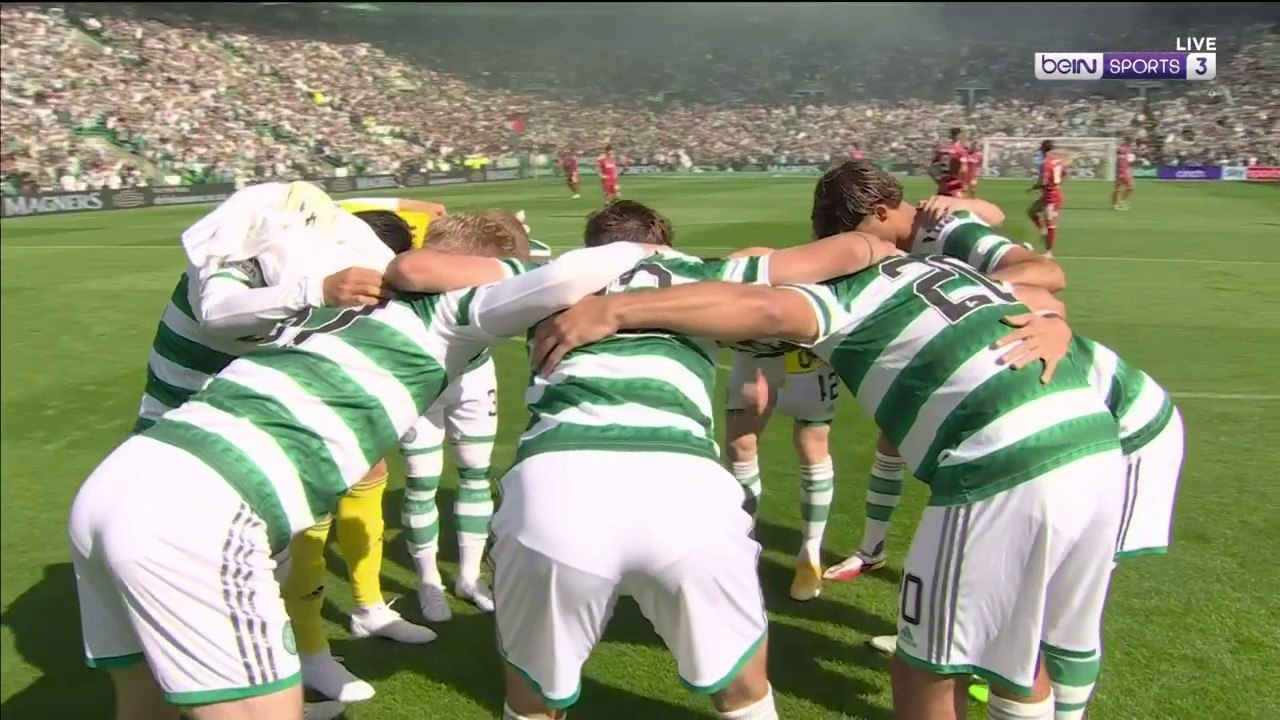 Spine-tingling Celtic Park rendition of YNWA