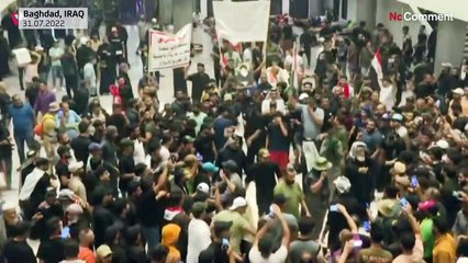 بدون تعليق: أنصار الصدر يستعدون لاعتصام طويل في البرلمان العراقي