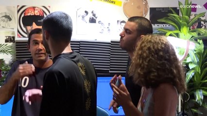 شاهد:  "دي جي" سعوديات.. من الهواية إلى الاحتراف