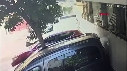 İstanbul'da tekstil atölyesinde patlama: Yaralılar var