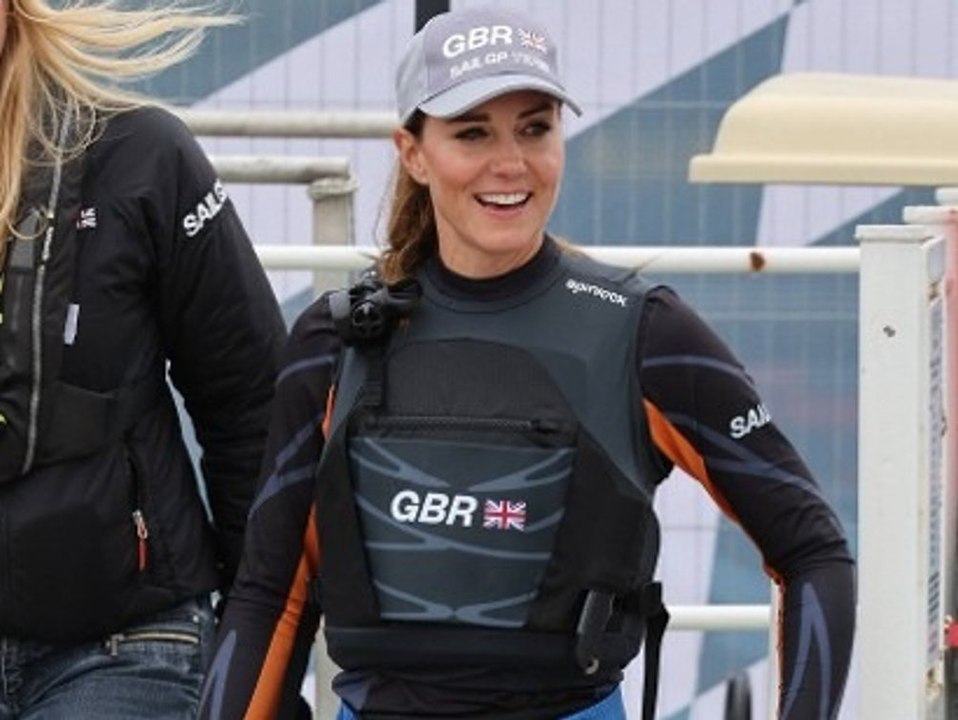 Segeln statt EM-Finale: Herzogin Kate zeigt sich im Neoprenanzug