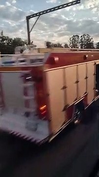 Ônibus com 27 passageiros tomba na BR 277; 6 ficam feridos