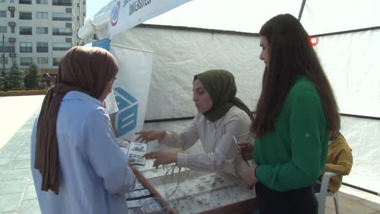 Sivas haber: Sivas Bilim ve Teknoloji Üniversitesi aylık 15 bin TL geri ödemesiz burs veriyor