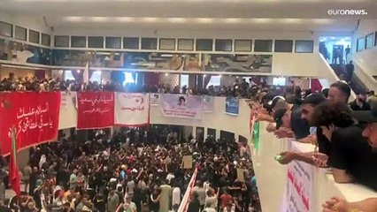 كاميرا يورونيوز تتجول في أروقة البرلمان العراقي ومراقبون يروون توقعاتهم عن مصير البلاد
