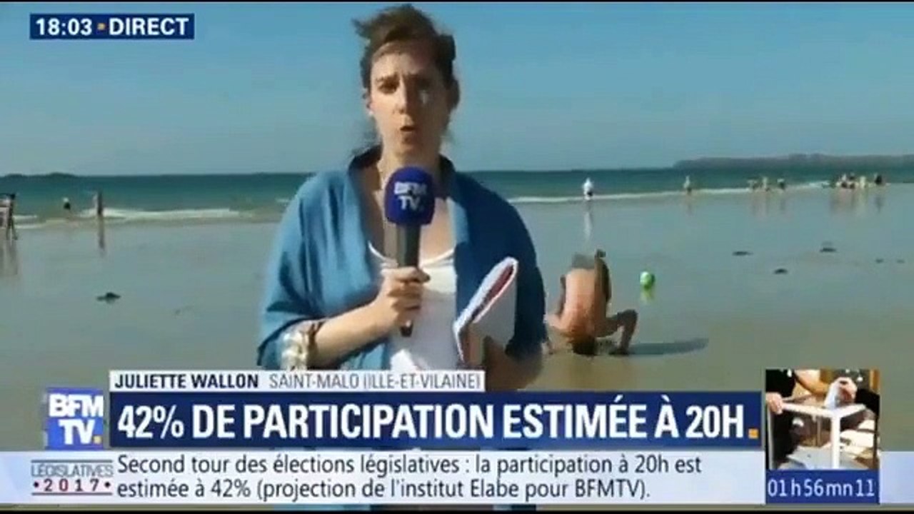 Des touristes trollent une journaliste sur le terrain d'une plage