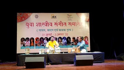 सितार, तबला,गायन व कत्थक से सजी महफिल