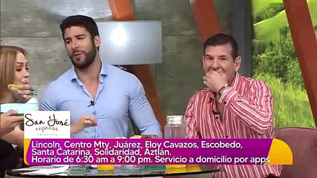 Albañiles sorprenden a compañero en obra por su cumpleaños