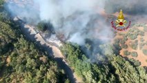 L'incendio in Maremma: evacuate 180 persone per precauzione