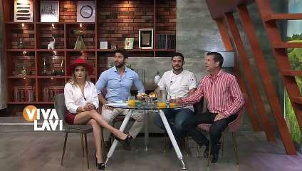 ¡Accidente en la cocina! Carlos Posadas quema la receta del día
