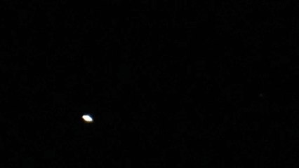 planeta saturno y sus anillos