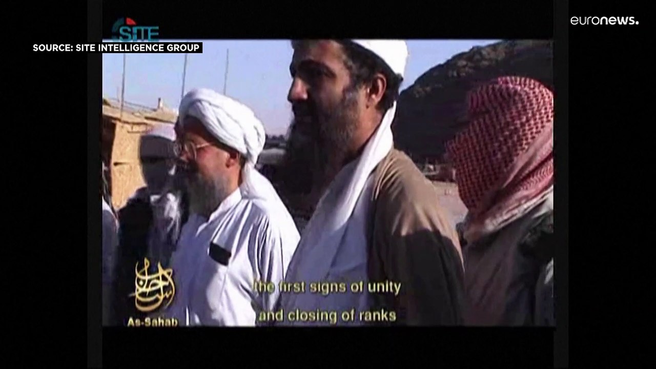 من هو أيمن الظواهري الذي ترك الطب في القاهرة من أجل تنظيم القاعدة؟
