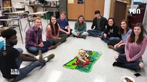 Un enseignant perd son chien mais heureusement ses élèves sont là
