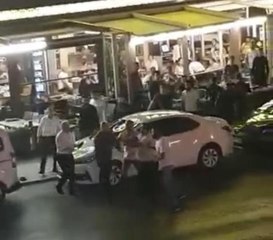 Ünlü işkembecide "yanlış sipariş" kavgası kamerada