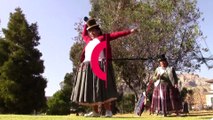 Bolivien: Zwei indigene Frauen mischen Golf-Turnier auf
