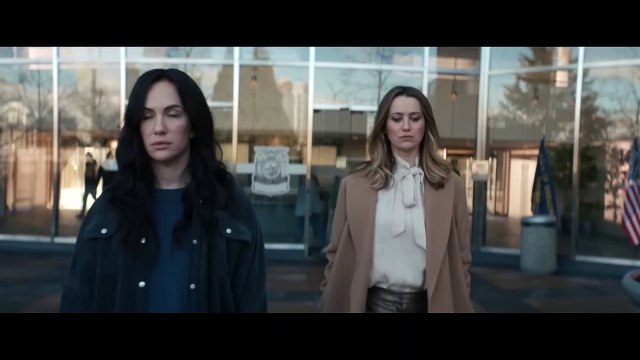 He Hypnotizes Girls Then Claps Their Cheeks...