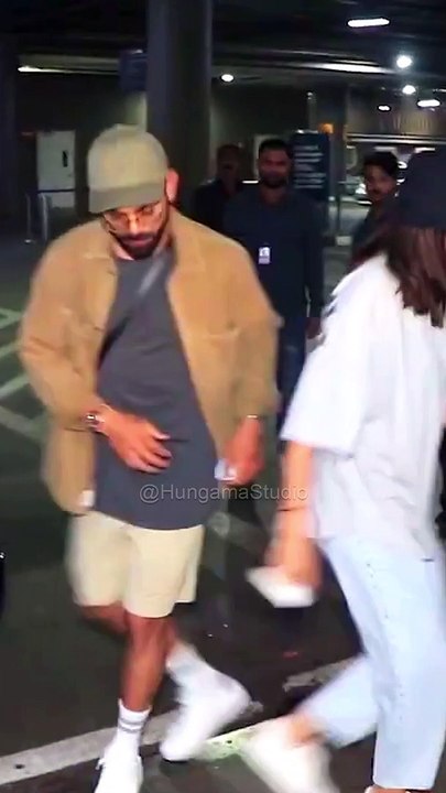 #Virushka  Anushka Sharma  Virat Kohli  Spotted At Mumbai Airport #Shorts