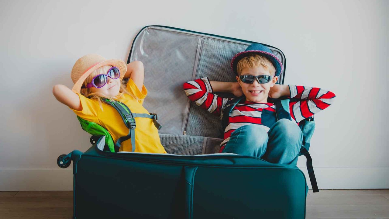 Reiseapotheke für Babys und Kinder: Was muss mit?