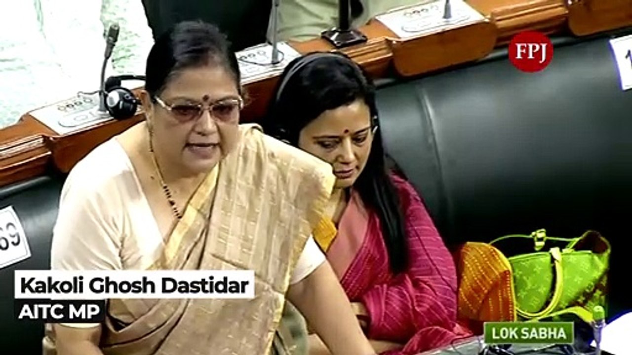 "Jholewala fakir in Parliament" Mahua Moitra Re...