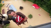 Rescatan con un helicóptero a decenas de personas atrapadas por las inundaciones en Kentucky (EEUU)