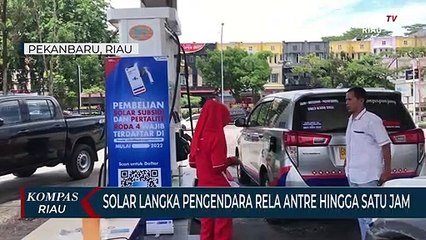 Solar Langka Pengendara Rela Antre Hingga Satu Jam