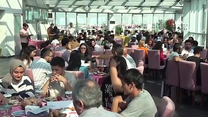 Tuzla'da 'Üniversite Tercih ve Kariyer Buluşması' düzenlendi