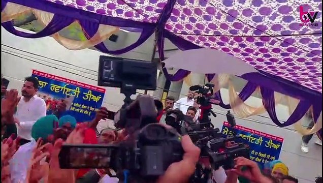 ਵਰਦੇ ਮੀਂਹ ਵਿਚ ਲੋਕ ਸਾਜਾ ਦੀ ਗੂੰਜ ਤੇ ਅਰੰਭ ਹੋਇਆ ਪਿੰਡ ਸਮਾਉ ਦੀਆ ਤੀਆ ਰਵਾਇਤੀ ਤੀਆਂ ਦਾ ਮੇਲਾ ਵਿਦੇਸ਼ਾ ਵਿਚੋ ਵੱਡੀ ਗਿਣਤੀ ਵਿਚ ਧੀਆ ਹੋਈਆ ਸਾਮਿਲ