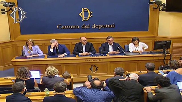 Elezioni 2022, Calenda e accordo con Letta: Ora partita aperta - Video