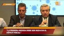 “La primera medida debe ser reducir el déficit fiscal”