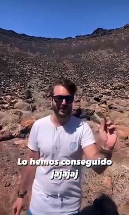 ¿Quién hace deporte en un volcán?: entran en un espacio protegido de Canarias y levantan piedras