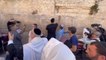 Yer: Ağlama Duvarı! Teröristbaşı Fetullah Gülen'in manevi evladı Enes Kanter Kudüs'te Yahudilerle birlikte ayin yaptı