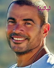 نجوم يرتدون حلق