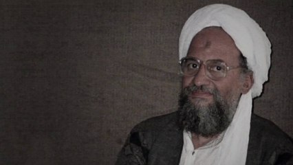 أيمن الظواهري.. كيف تحول الطبيب إلى زعيم جماعة إرهابية؟