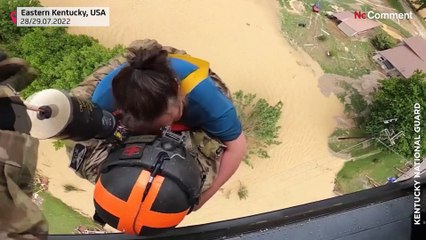 Fluten in Kentucky: Dramatische Rettung aus der Luft