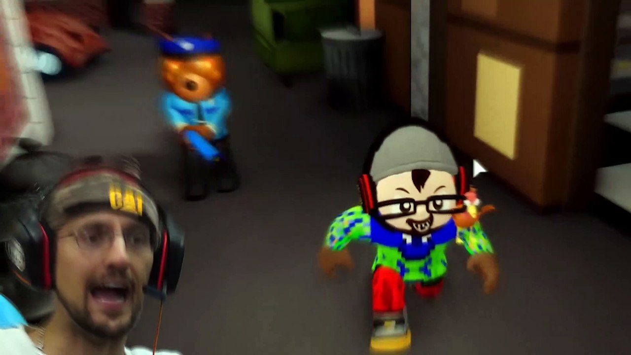 PIGGY Book 2- Trolling Robloxians & Bots in Alley's (FGTeeV Funny Roblox Gameplay)