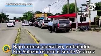 Bajo intenso operativo, embajador Ken Salazar recorre el sur de Veracruz