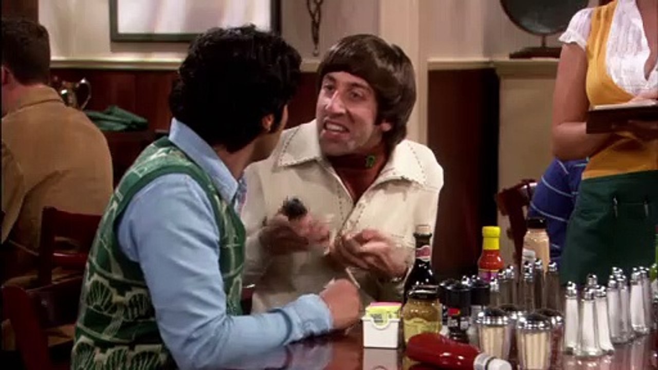 FIRST TIME Penny serves guys at The Cheesecake Factory - The Big Bang Theory