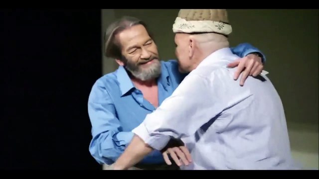 Ferhan Şensoy'un kavuğu Rasim Öztekin'e devrettiği o an