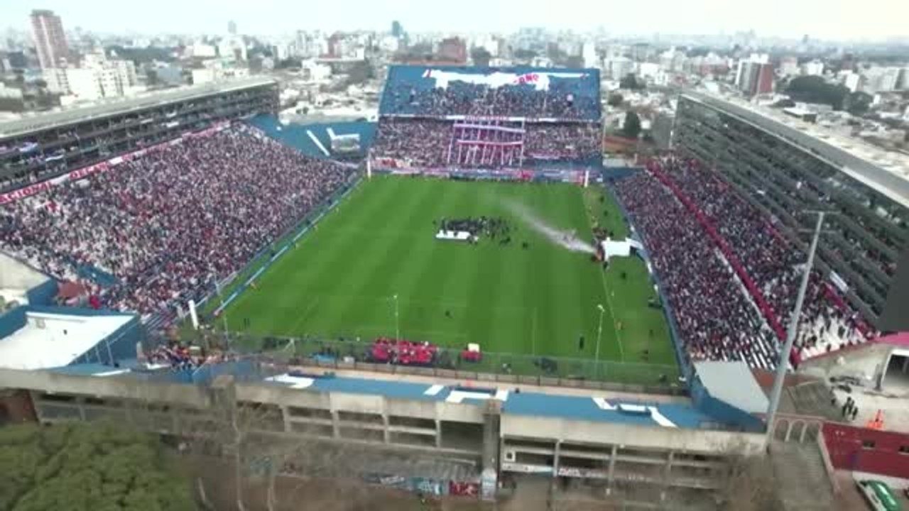 Suarez-Empfang: Vom 'Beißer' zum Helden