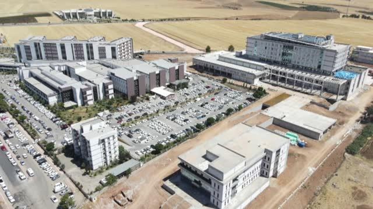 Adıyaman haberleri... Adıyaman daha konforlu sağlık hizmetine yeni yatırımlarla kavuşacak