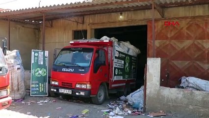 'Çekçek' ile 50 ton atık toplayan 12 kişiye gözaltı