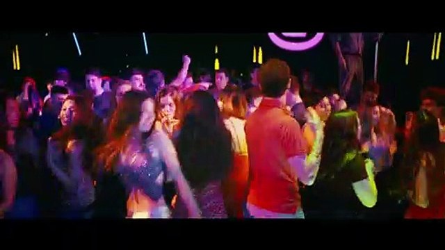 Tráiler Girasoles silvestres , dirigida por Jaime Rosales y protagonizada por Anna Castillo y Oriol Plà. Estreno en cines el 14 de octubre tras pasar por San Sebastián.